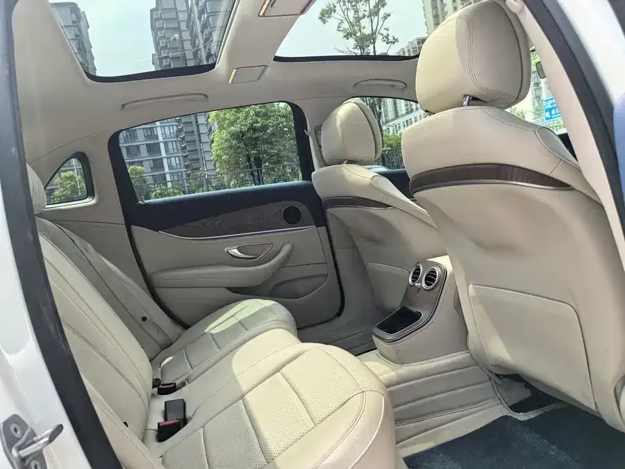 Mercedes-Benz E-Class Mercedes-Benz E-Class 2022 E 260 L Sports Edition 2022 — миниатюра 5