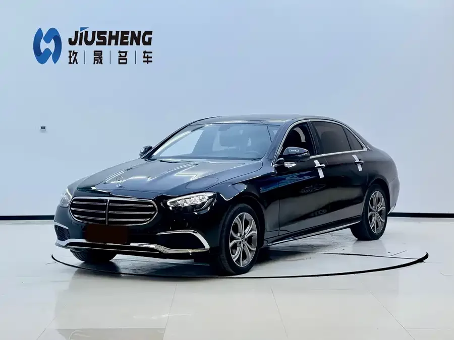 Mercedes-Benz E-Class 2024