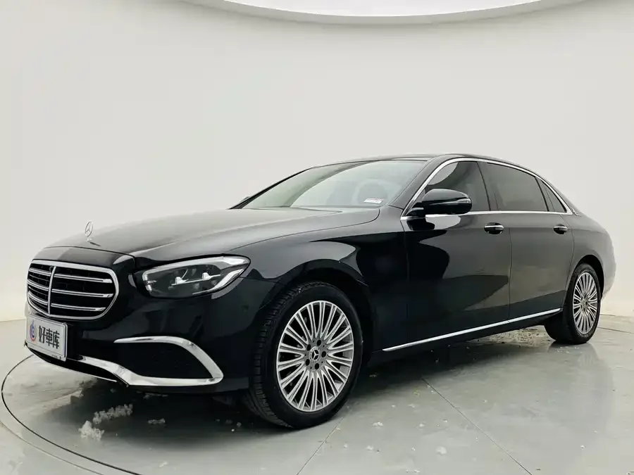Mercedes-Benz E-Class 2022
