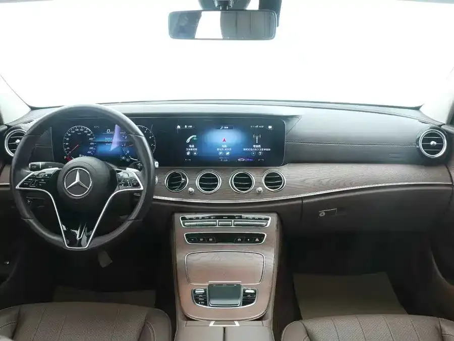 Mercedes-Benz E-Class Mercedes-Benz E-Class 2023 facelift E 300 L Luxury Edition 2023 — миниатюра 2
