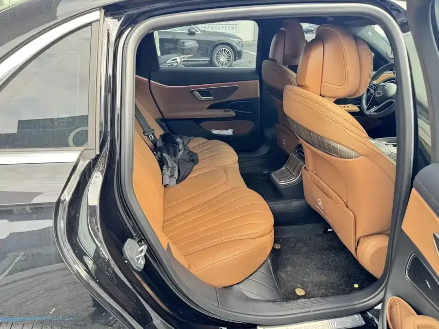 Mercedes-Benz E-Class Mercedes-Benz E-Class 2025 E 300 L Fashion Edition 2025 — миниатюра 3