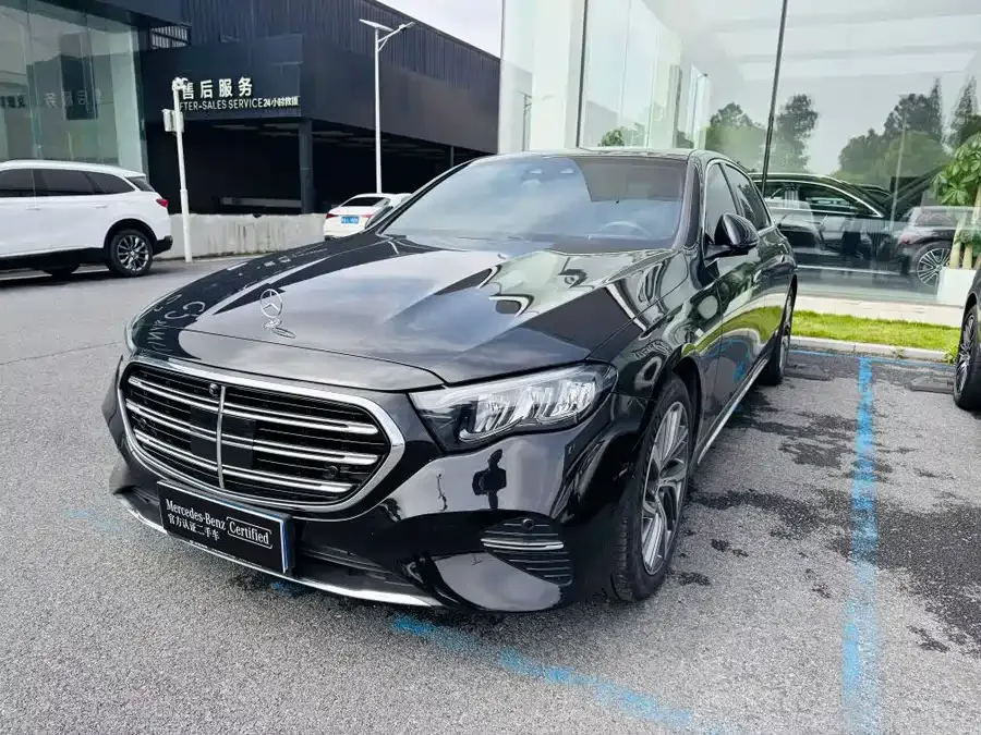 Mercedes-Benz E-Class 2025