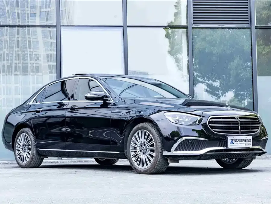 Mercedes-Benz E-Class Mercedes-Benz E-Class 2023 facelift E 300 L Fashion Edition 2023 — миниатюра 2