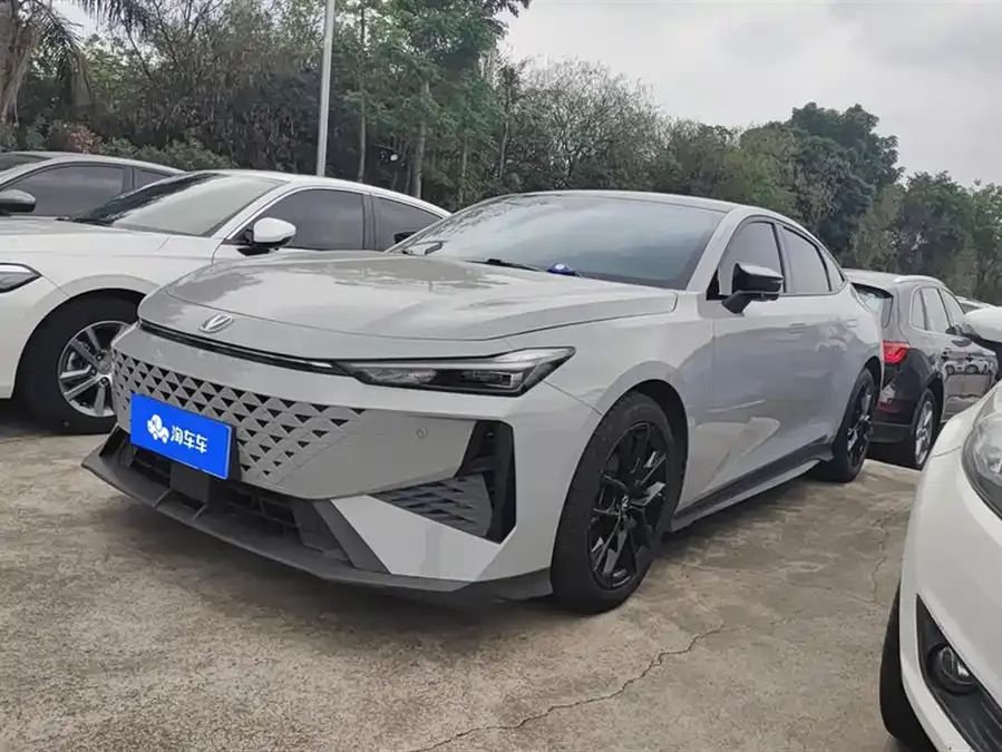 Changan UNI-V 2024