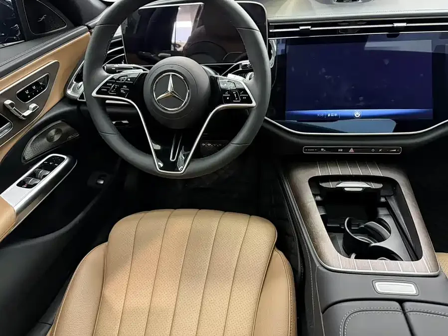 Mercedes-Benz E-Class Mercedes-Benz E-Class 2025 E 300 L Luxury Edition 2025 — миниатюра 2