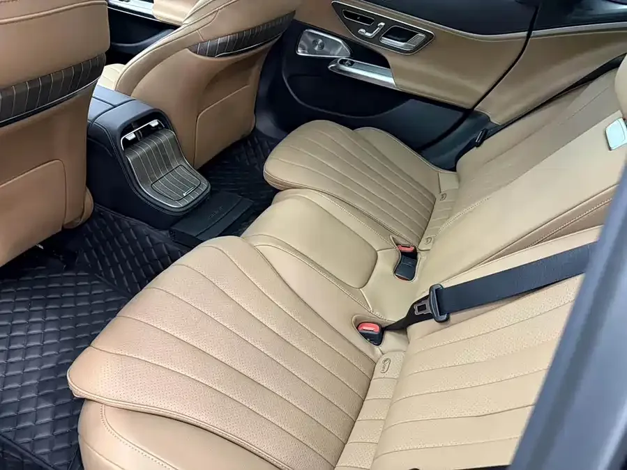 Mercedes-Benz E-Class Mercedes-Benz E-Class 2025 E 300 L Luxury Edition 2025 — миниатюра 5