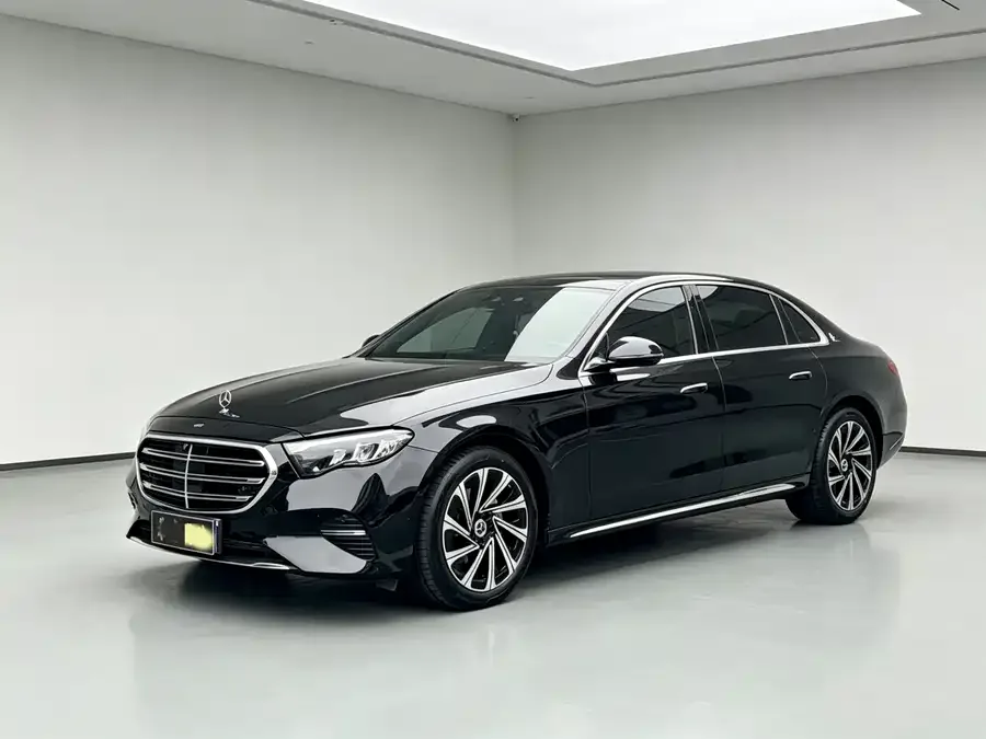 Mercedes-Benz E-Class 2025