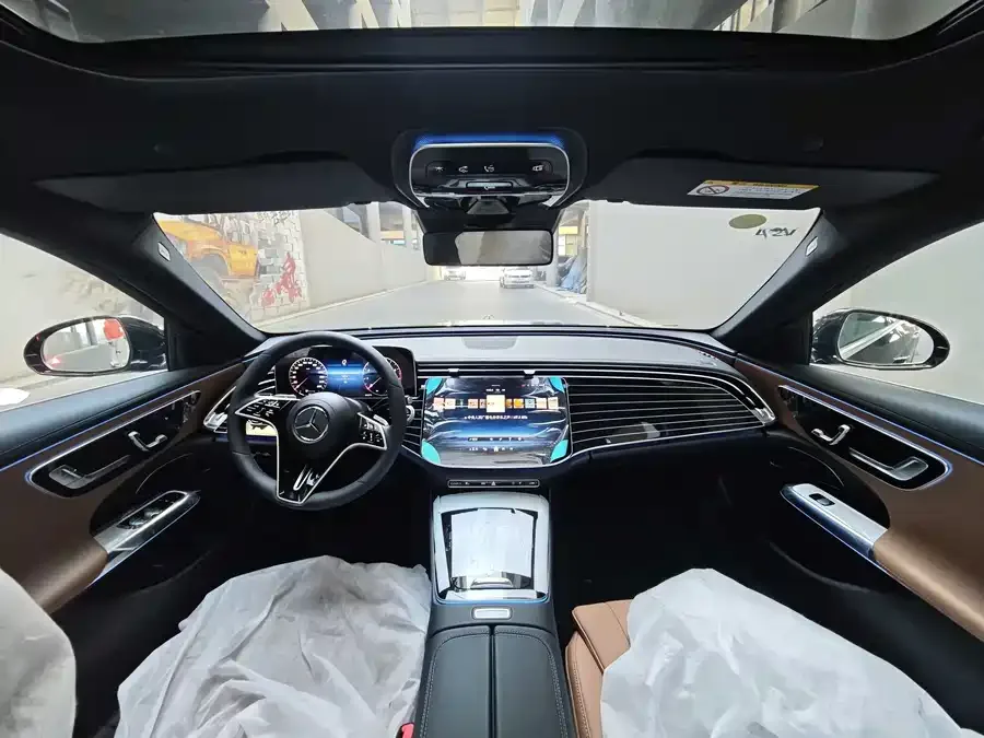 Mercedes-Benz E-Class Mercedes-Benz E-Class 2024 E 260 L 2026 — миниатюра 3