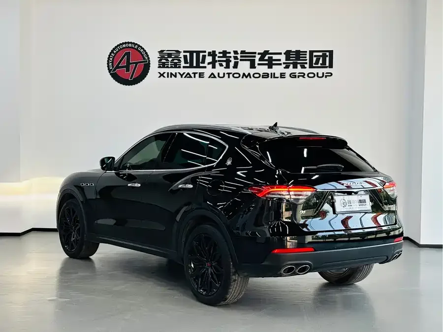Maserati Levante Levante 2021 3.0T Standard Edition 2022 — миниатюра 2
