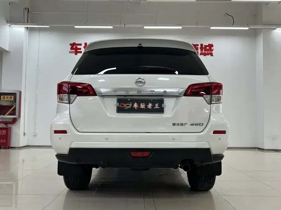 Nissan Terra 2020 Terra 2.5L XL Upper 4WD Automatic 4WD Luxury Edition 2023 — миниатюра 2