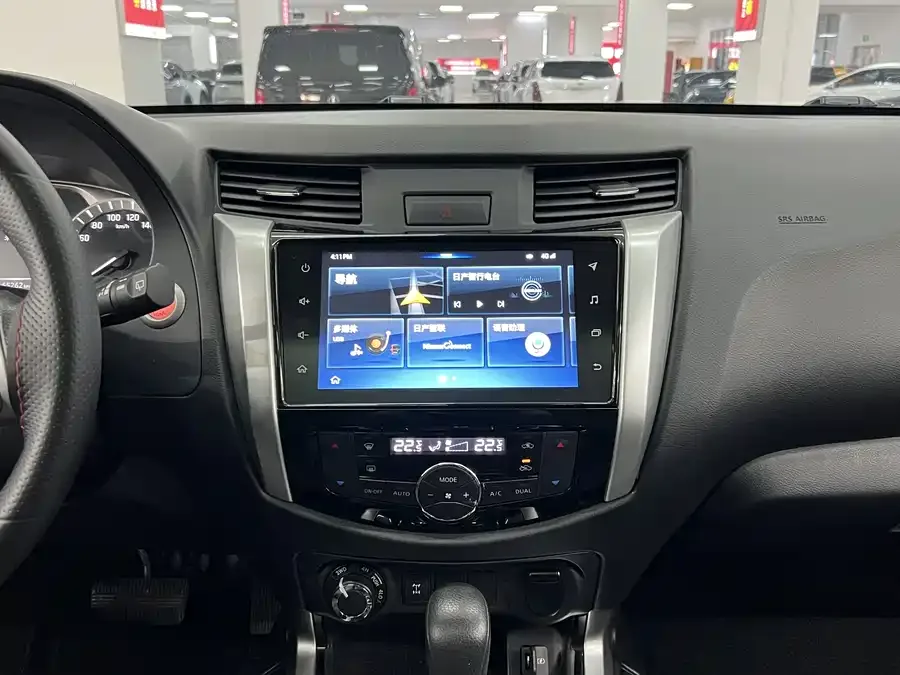Nissan Terra 2020 Terra 2.5L XL Upper 4WD Automatic 4WD Luxury Edition 2023 — миниатюра 3
