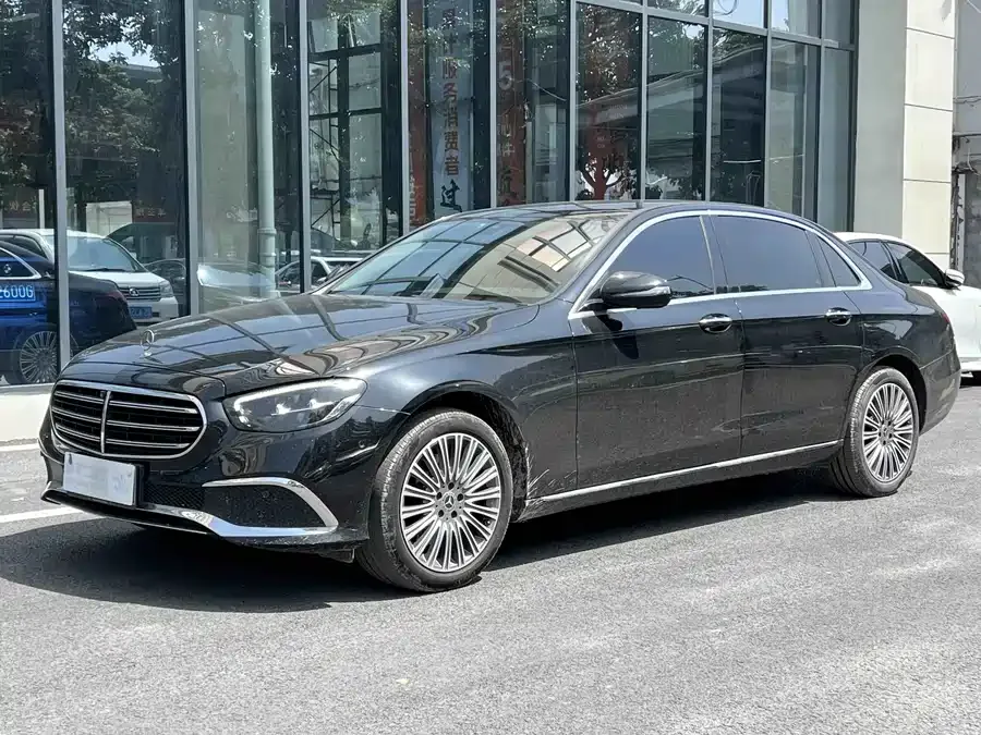 Mercedes-Benz E-Class 2023
