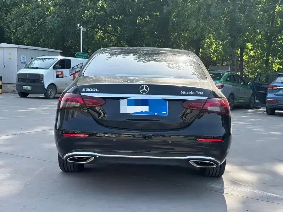 Mercedes-Benz E-Class Mercedes-Benz E-Class 2022 E 260 L 2023 — миниатюра 2