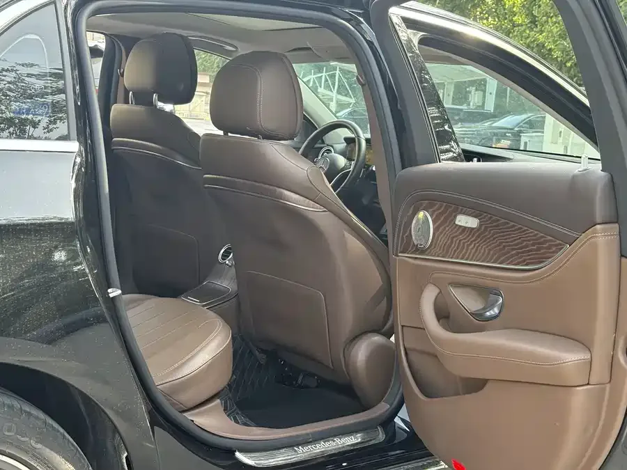 Mercedes-Benz E-Class Mercedes-Benz E-Class 2022 E 260 L 2023 — миниатюра 3