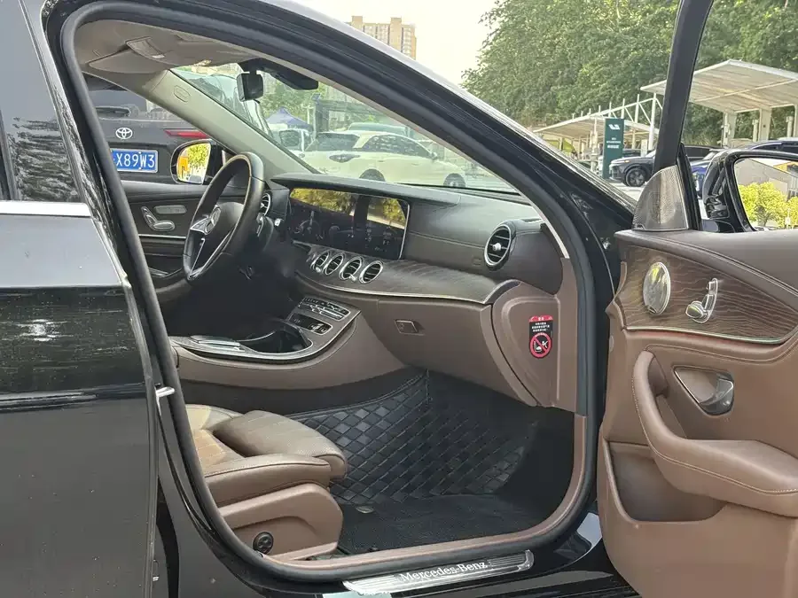 Mercedes-Benz E-Class Mercedes-Benz E-Class 2022 E 260 L 2023 — миниатюра 5
