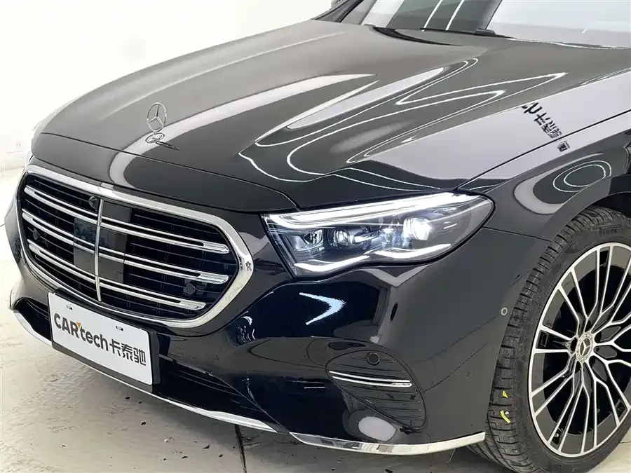 Mercedes-Benz E-Class Mercedes-Benz E-Class 2025 facelift E 300 L Premium Edition 2025 — миниатюра 3