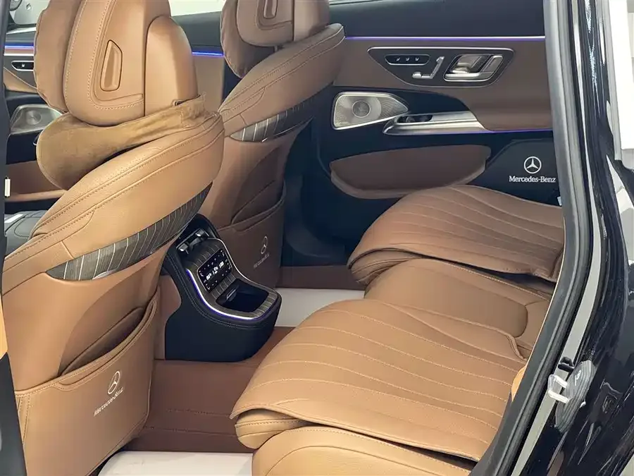 Mercedes-Benz E-Class Mercedes-Benz E-Class 2025 facelift E 300 L Premium Edition 2025 — миниатюра 4