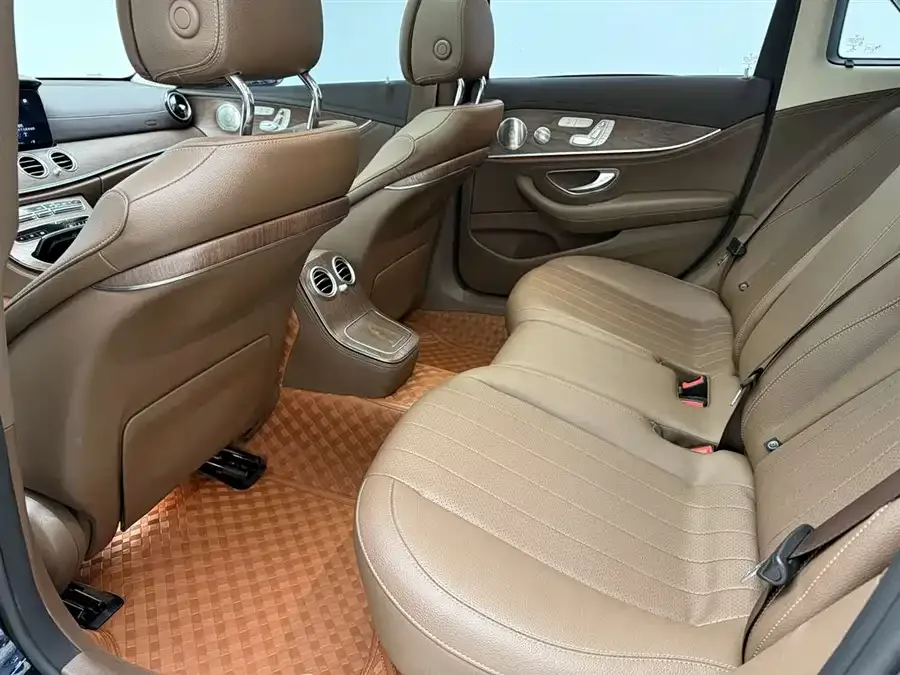 Mercedes-Benz E-Class Mercedes-Benz E-Class 2022 Model Three E 300 L Luxury Edition 2022 — миниатюра 4