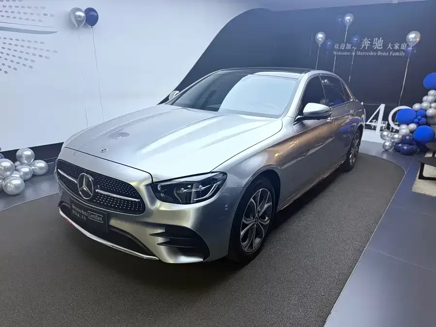 Mercedes-Benz E-Class 2022