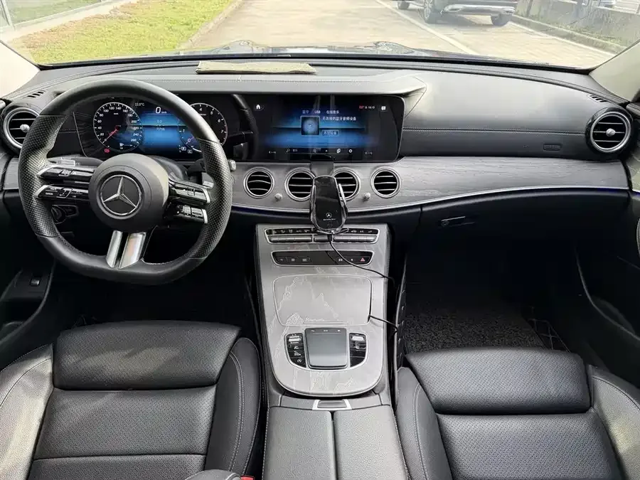 Mercedes-Benz E-Class Mercedes-Benz E-Class 2022 E 260 L Sports Edition 2022 — миниатюра 2