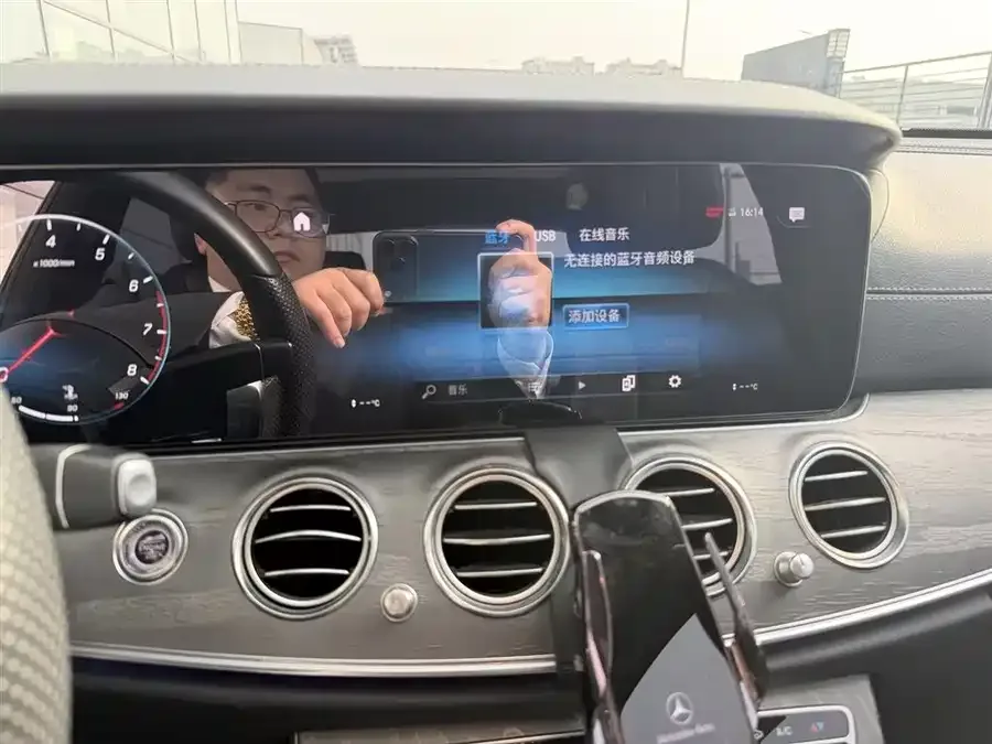 Mercedes-Benz E-Class Mercedes-Benz E-Class 2022 E 260 L Sports Edition 2022 — миниатюра 3