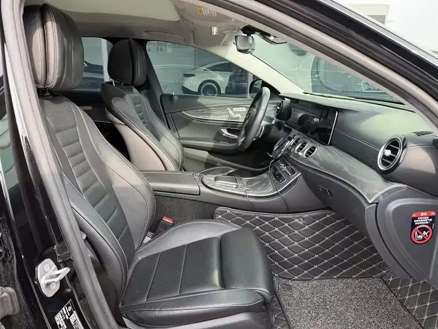Mercedes-Benz E-Class Mercedes-Benz E-Class 2022 E 260 L Sports Edition 2022 — миниатюра 4