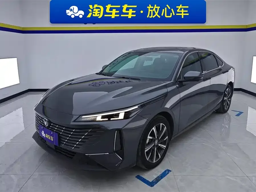 Changan Yidong 2024 Eado 1.5T GDI Automatic Flagship Model 2024 — фото 1, купить с доставкой в Москву