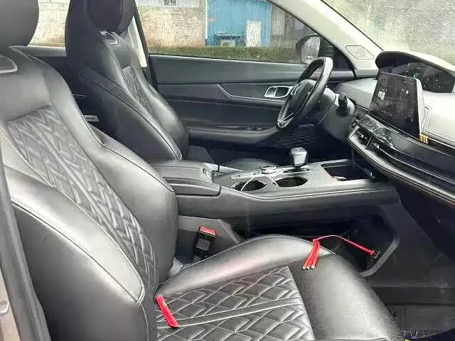 Changan UNI-K Changan UNI-K 2021 2.0T Excellence Edition 2022 — миниатюра 5