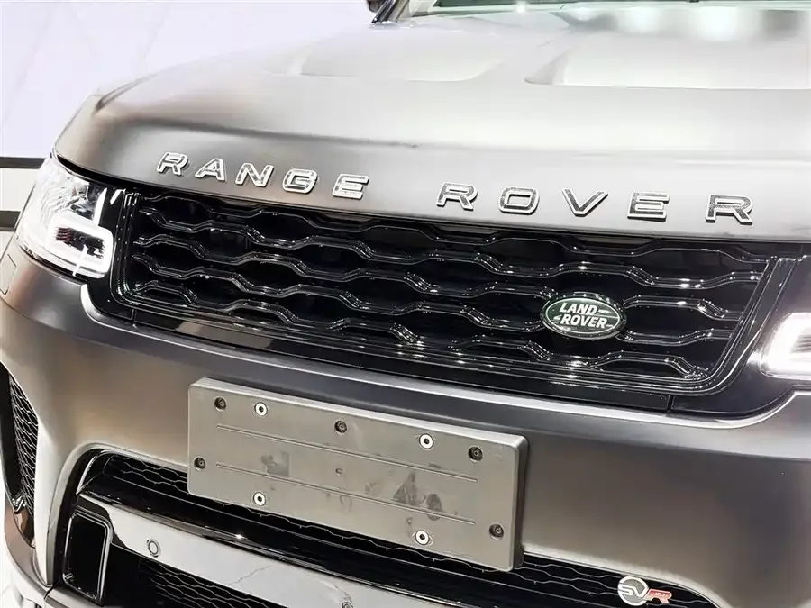 Land Rover Range Rover Sport 2022 Range Rover Sport 5.0 SC V8 SVR Peak Collector's Edition 2023 — миниатюра 3