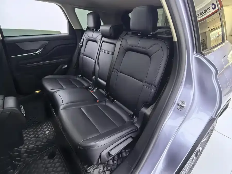 Lincoln Adventurer Adventurer 2024 2.0T two-wheel drive exclusive edition 2024 — миниатюра 3