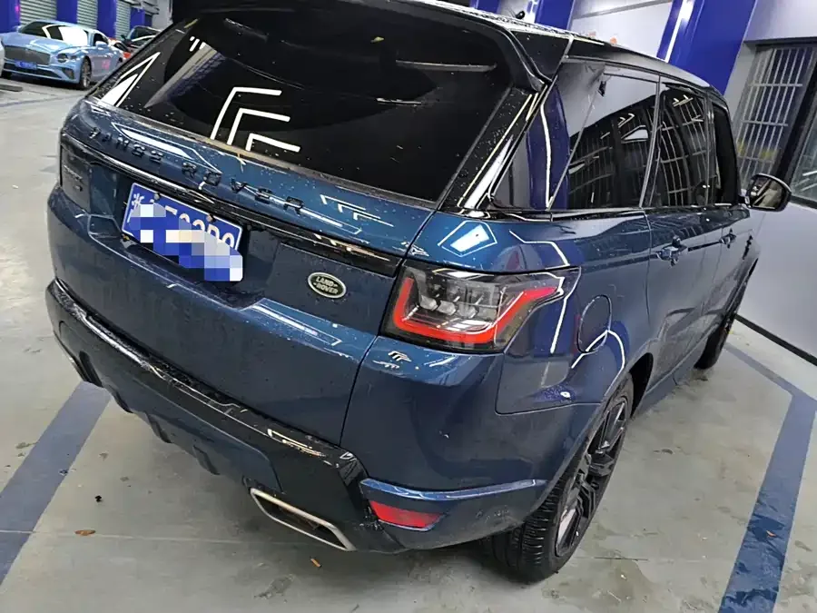 Land Rover Range Rover Sport Range Rover Sport 2022 3.0 L6 Dark Blue Glitter Edition 2023 — миниатюра 3