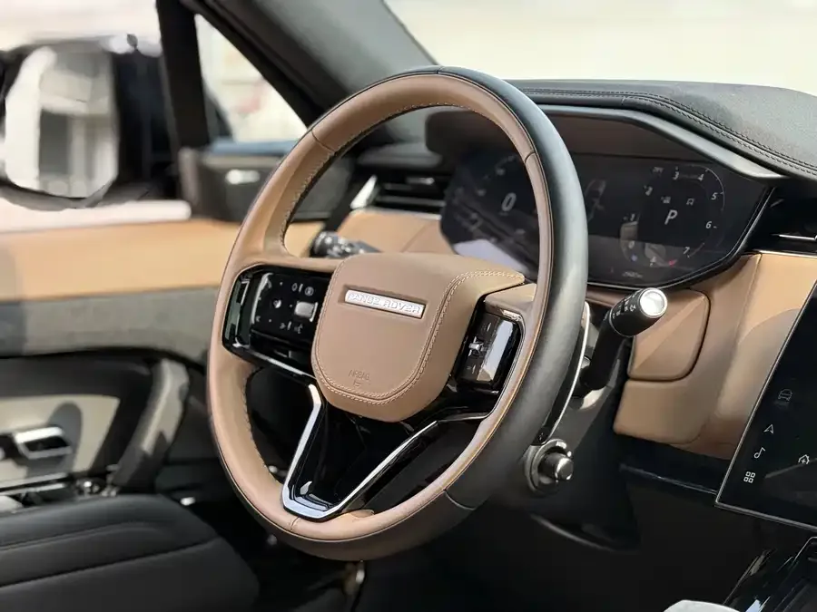 Land Rover Range Rover Sport Range Rover Sport 2024 400PS Dynamic SE 2024 — миниатюра 3