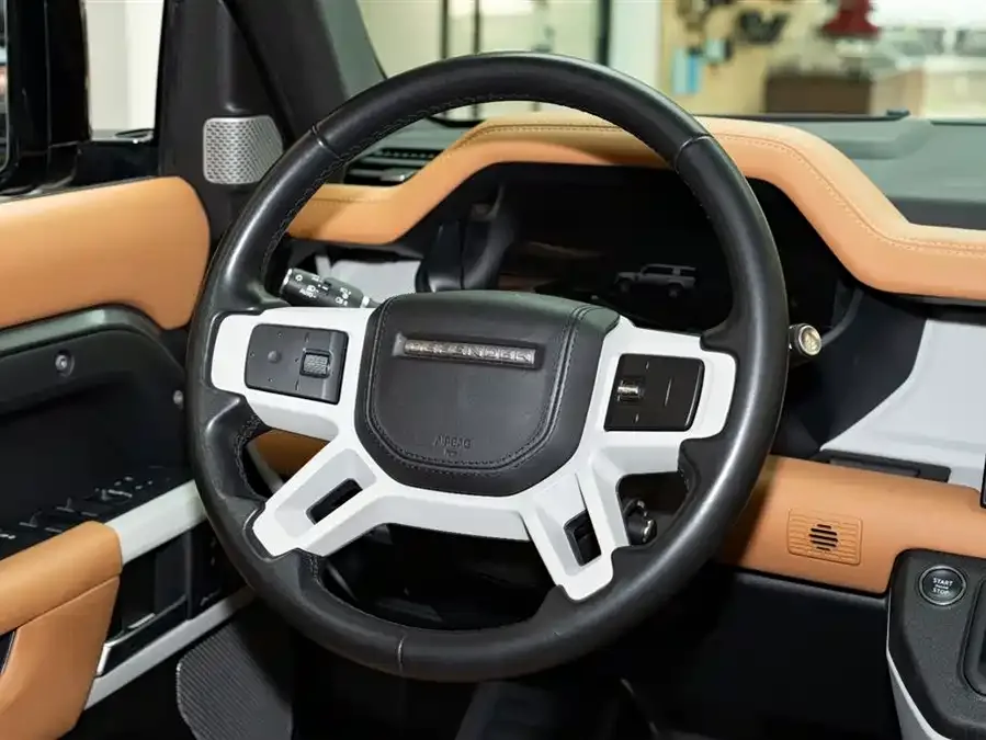 Land Rover guard Land Rover Defender 2023 130 3.0T P400 HSE 2023 — миниатюра 4