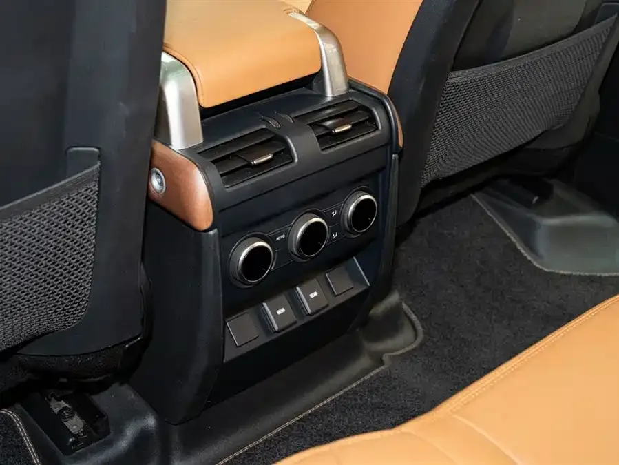 Land Rover guard Land Rover Defender 2023 130 3.0T P400 HSE 2023 — миниатюра 5