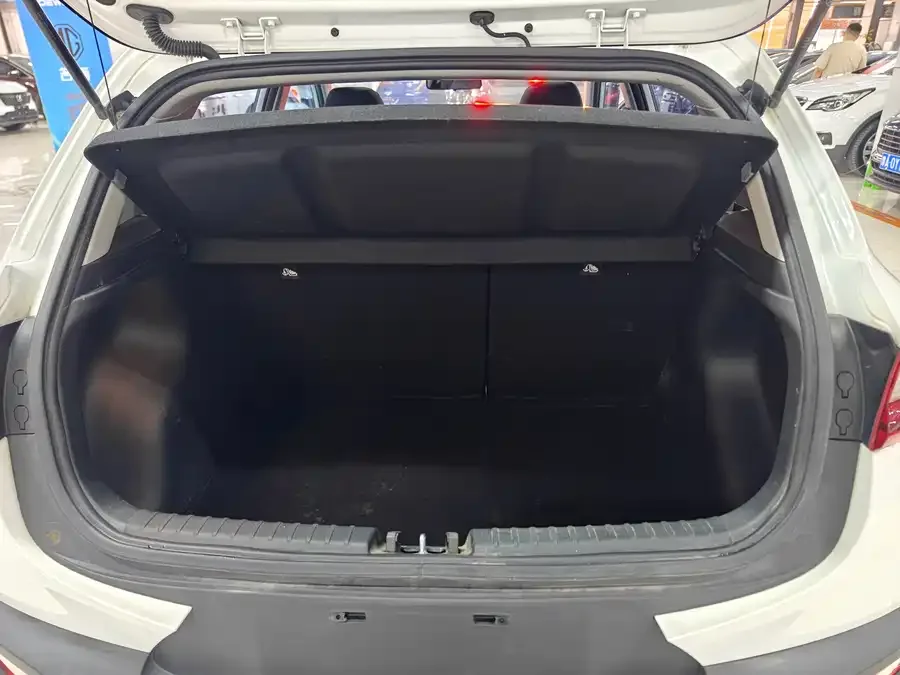 Kia KX1 Yipao 2021 1.4L CVT fun sunroof model 2023 — миниатюра 4