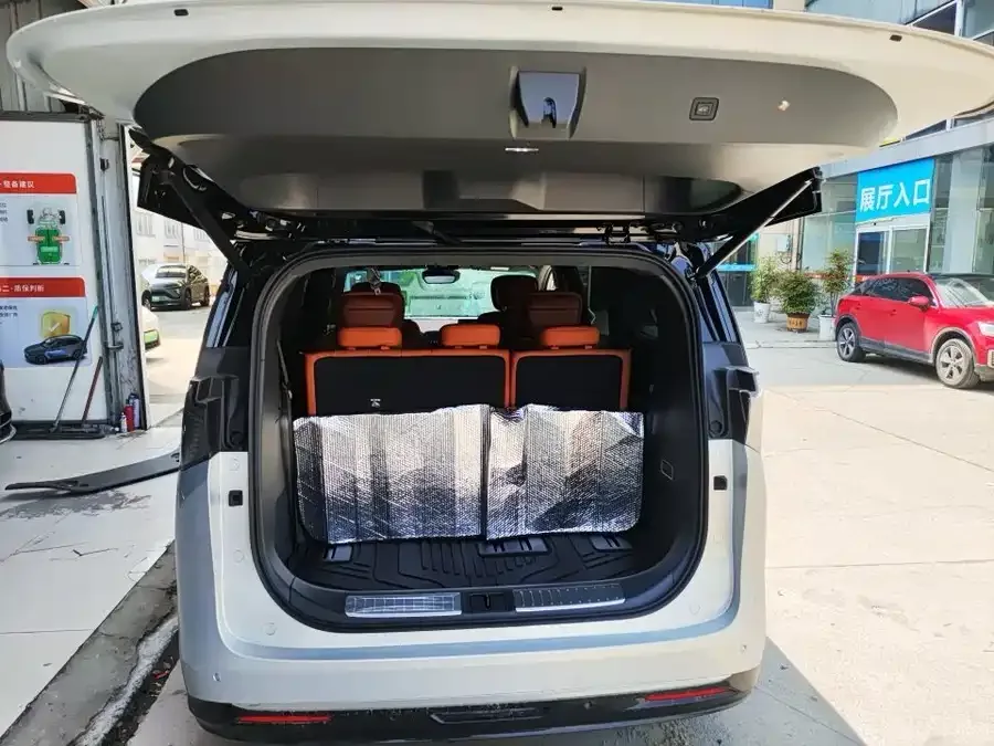 Buick The Supreme Family Buick Ultimate Family 2026 Luxury Edition 2025 — миниатюра 3