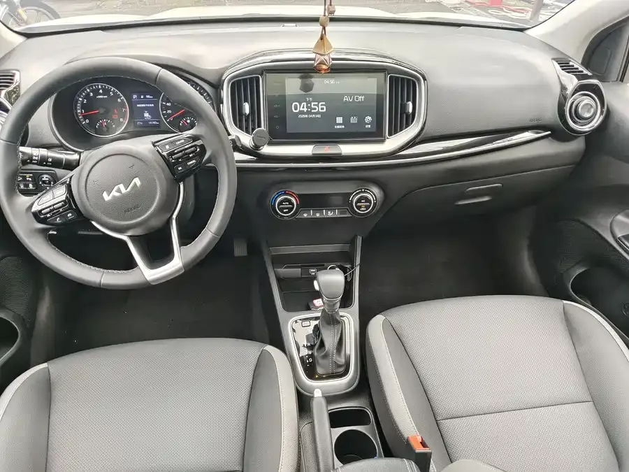 Kia KX1 2021 Yipao 1.4L CVT Sunroof Model 2022 — миниатюра 4