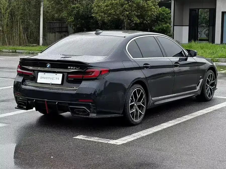 BMW 5 Series BMW 5 Series 2023 530Li Leading M Sport Package 2023 — миниатюра 5