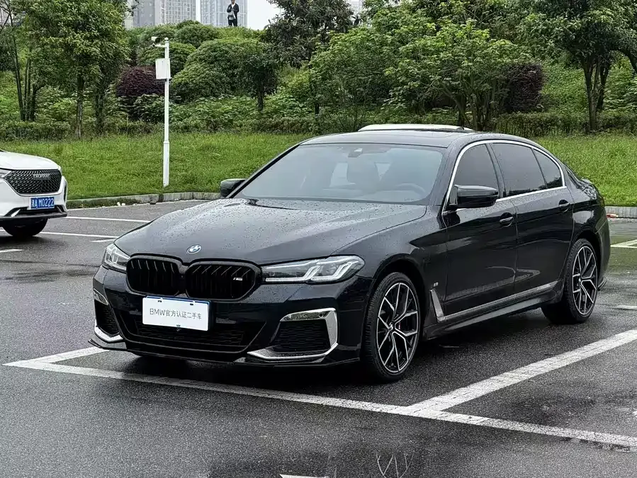 BMW 5 Series 2023