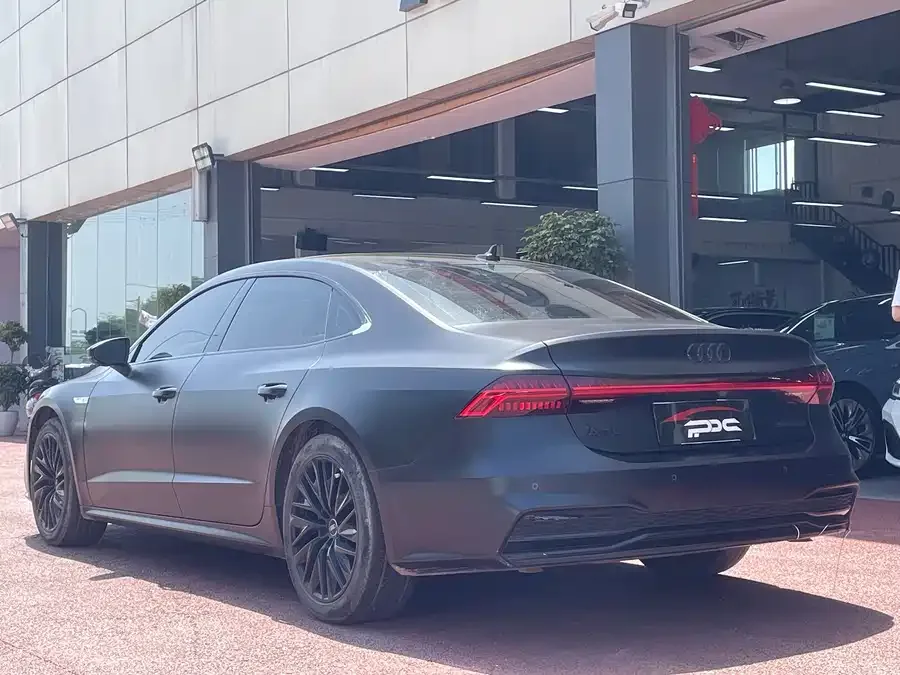 Audi A7L 2024 45 TFSI Luxury Edition 2024 — миниатюра 4
