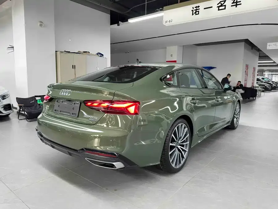 Audi A5 Audi A5 (Imported) 2024 Sportback 40 TFSI quattro Luxury Dynamic Edition 2024 — миниатюра 2