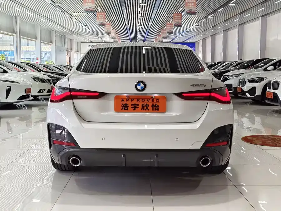 BMW 4 Series 2022 BMW 4 Series 425i Gran Coupe M Sport Package 2023 — миниатюра 2