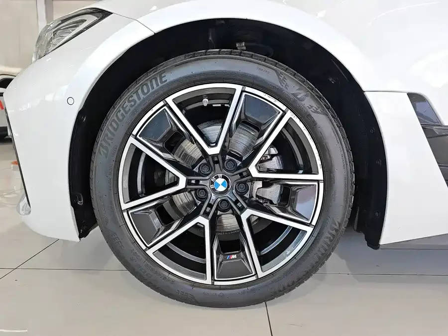 BMW 4 Series 2022 BMW 4 Series 425i Gran Coupe M Sport Package 2023 — миниатюра 4