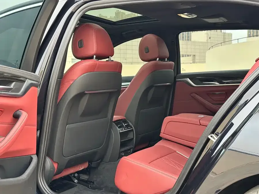 BMW 5 Series BMW 5 Series 2022 facelift 525Li M sports package 2022 — миниатюра 5