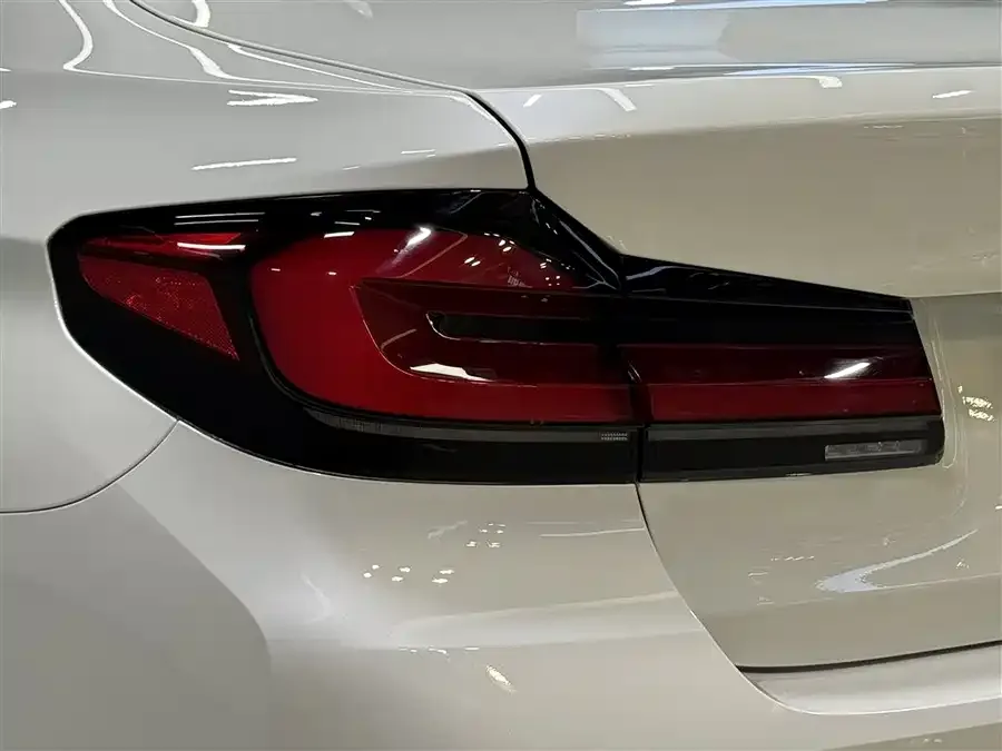 BMW 5 Series BMW 5 Series 2023 530Li Exclusive Luxury Package 2023 — миниатюра 3