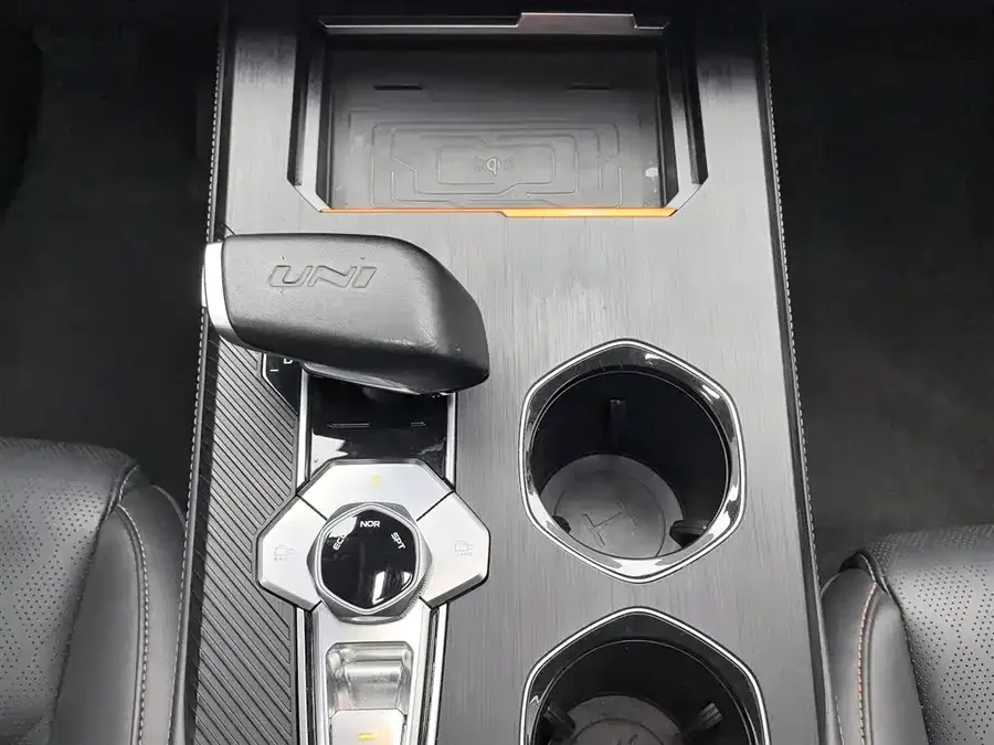 Changan UNI-K Changan UNI-K 2021 2.0T Premium Edition 2022 — миниатюра 4