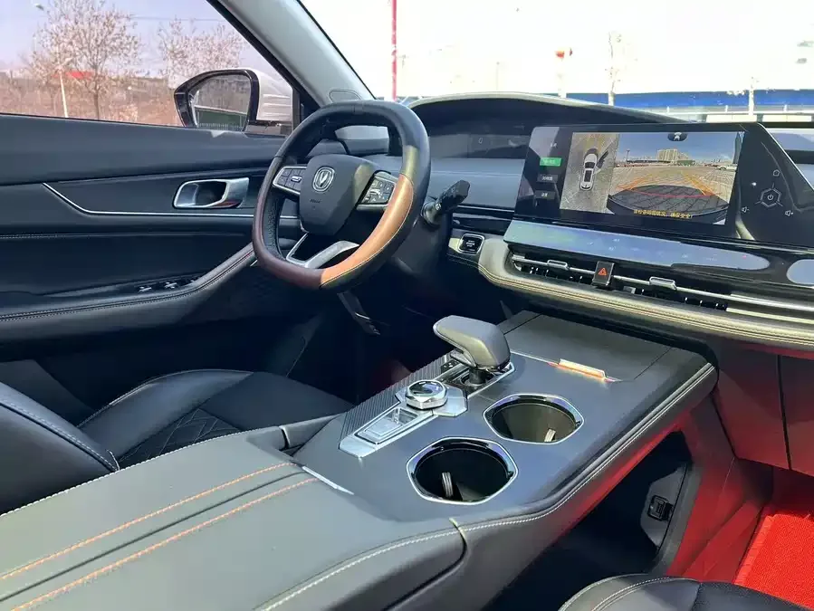 Changan UNI-K Changan UNI-K 2021 2.0T Excellence Edition 2022 — миниатюра 4