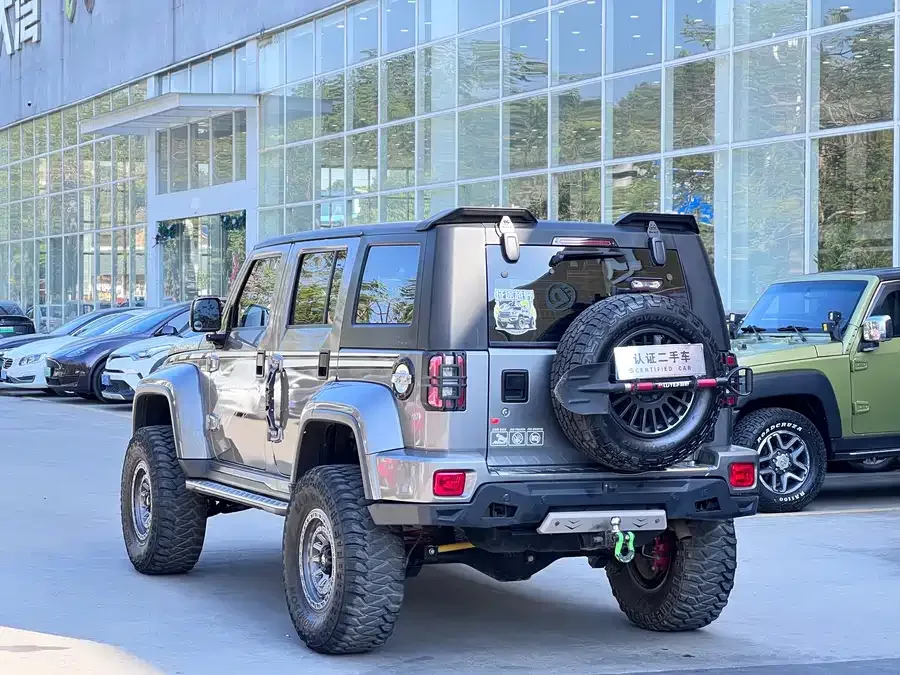 BAIC BJ40 Beijing Off-road BJ40 2023 2.0T Automatic 4WD Touring Tower Champion Edition 2023 — миниатюра 2