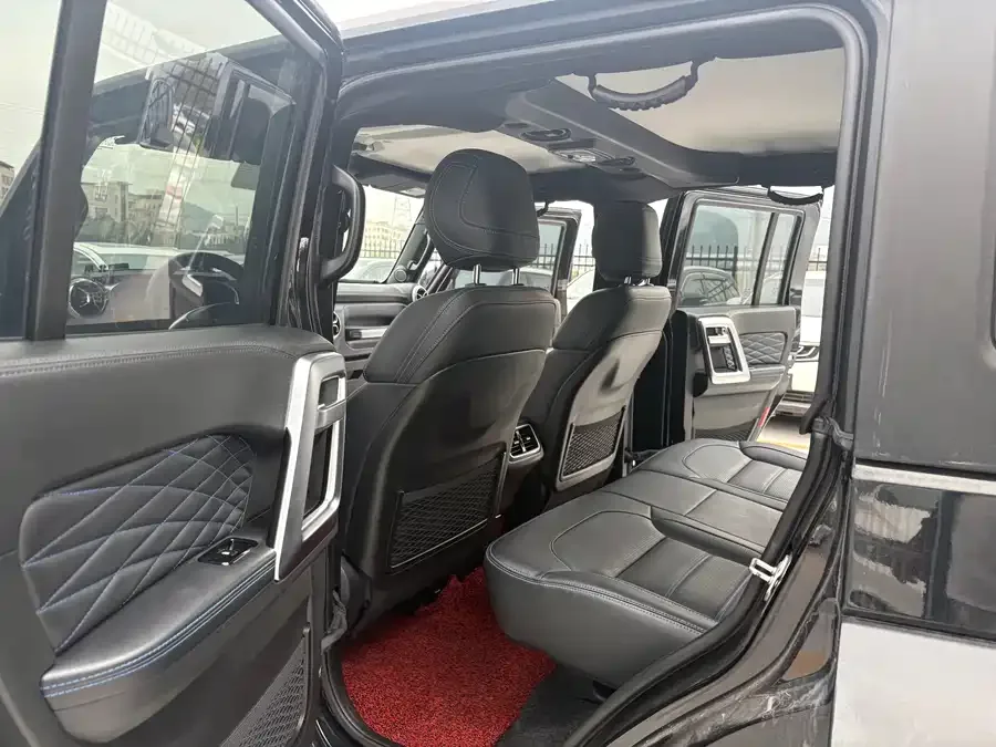 BAIC BJ40 Beijing Off-road BJ40 2022 2.0T Automatic 4WD Touring Tower Champion Edition 2022 — миниатюра 4