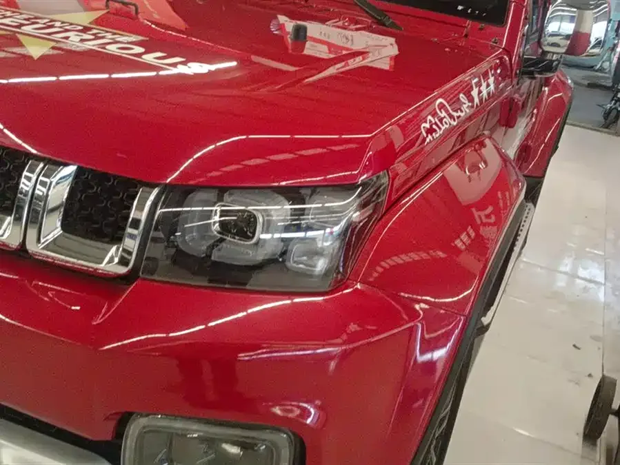 BAIC BJ40 Beijing Off-road BJ40 2021 2.0T Automatic 4WD Touring Tower Champion Edition 2022 — миниатюра 2